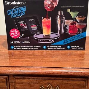 Brookstone Perfect Drink App-Controlled Bartending Kit